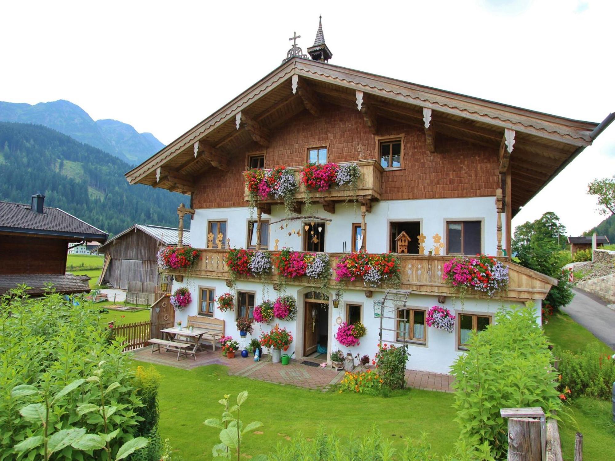 Cozy Feel Good Holiday Apartment In Leogang *