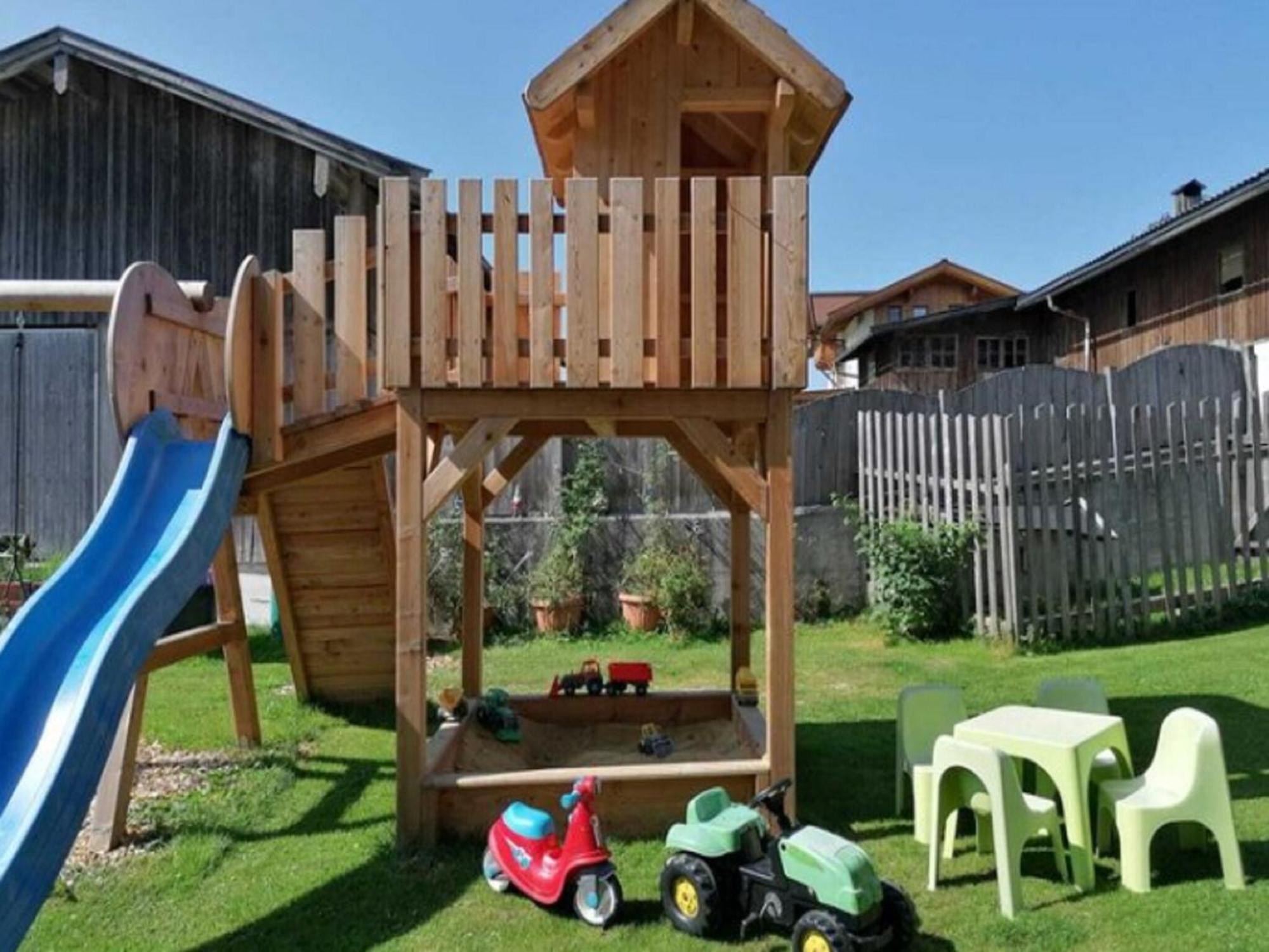 Cozy Feel Good Holiday Apartment In Leogang