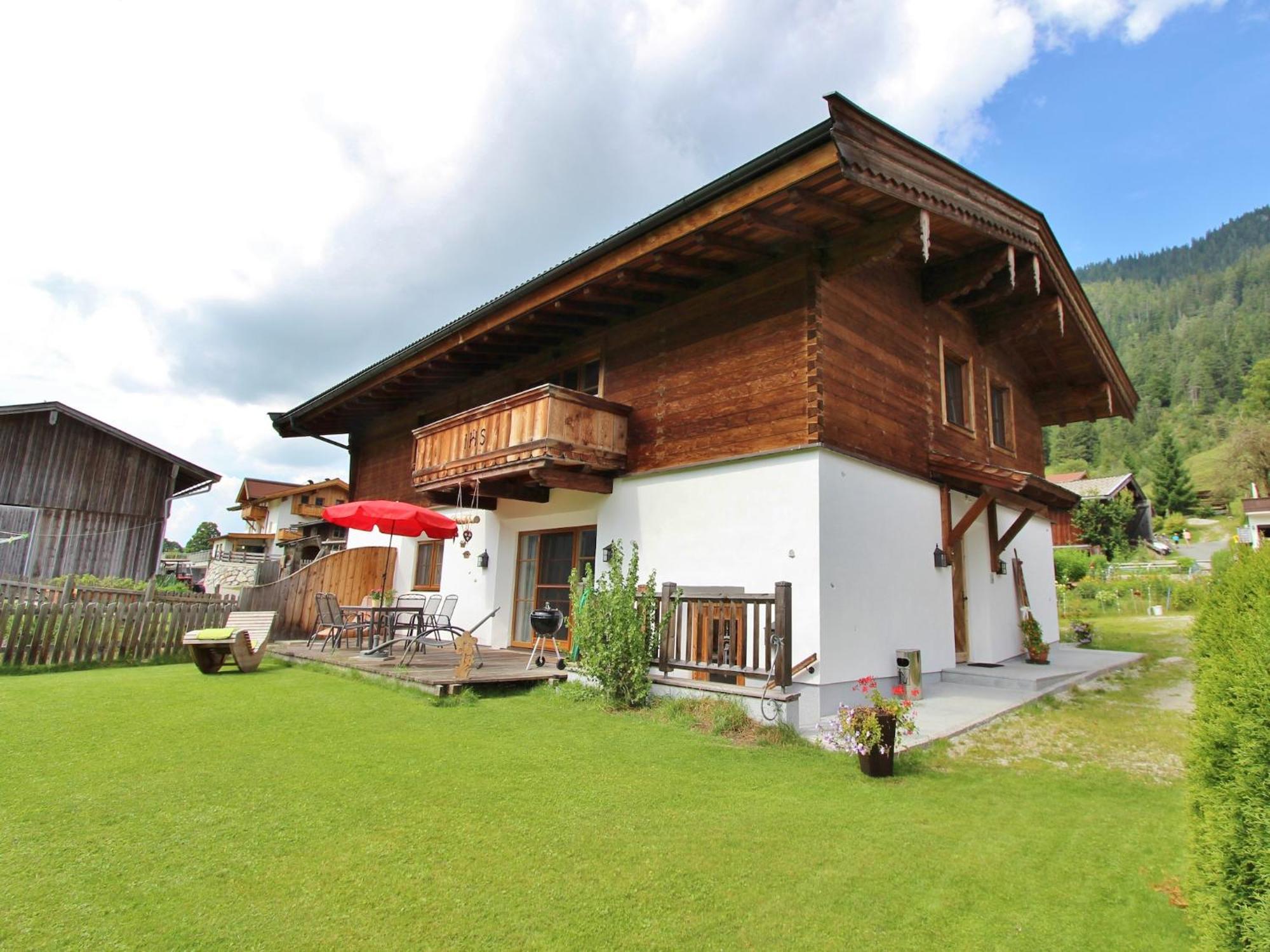 Cozy Feel Good Holiday Apartment In Leogang